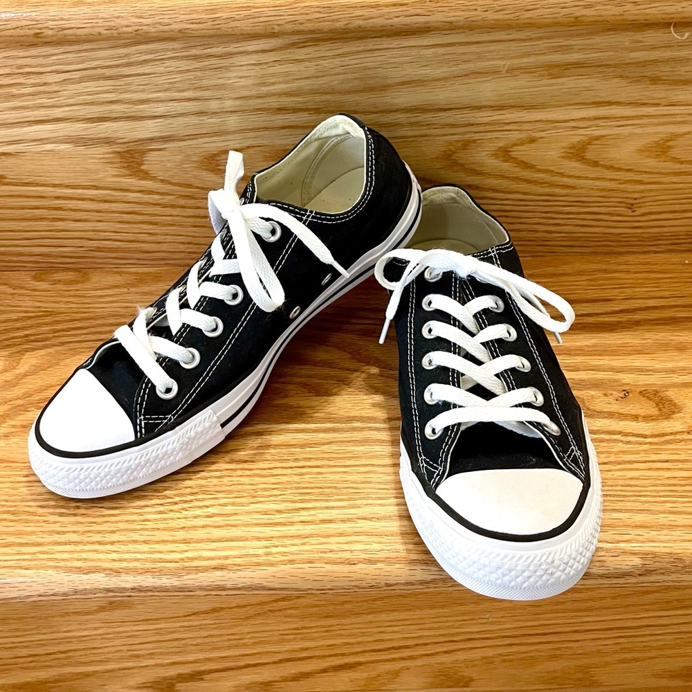 Converse Chunk Taylor All Star Canvas Sneakers Size 9 Women Black Low Top Shoes